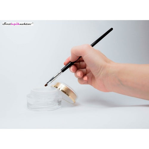 A one-day course in gelling and lengthening nails with an electric grinder